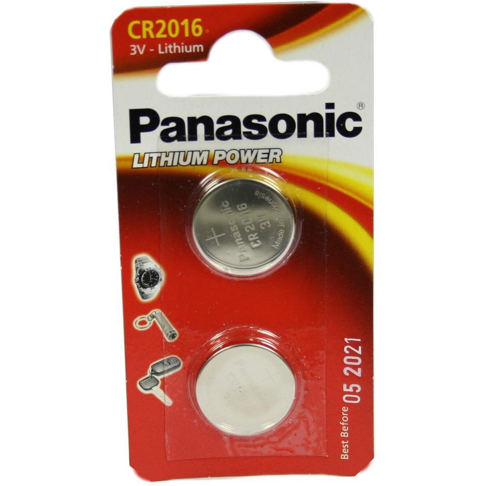 Verpackung mit zwei Panasonic-Knopfzellenbatterien CR2016 für 3V.