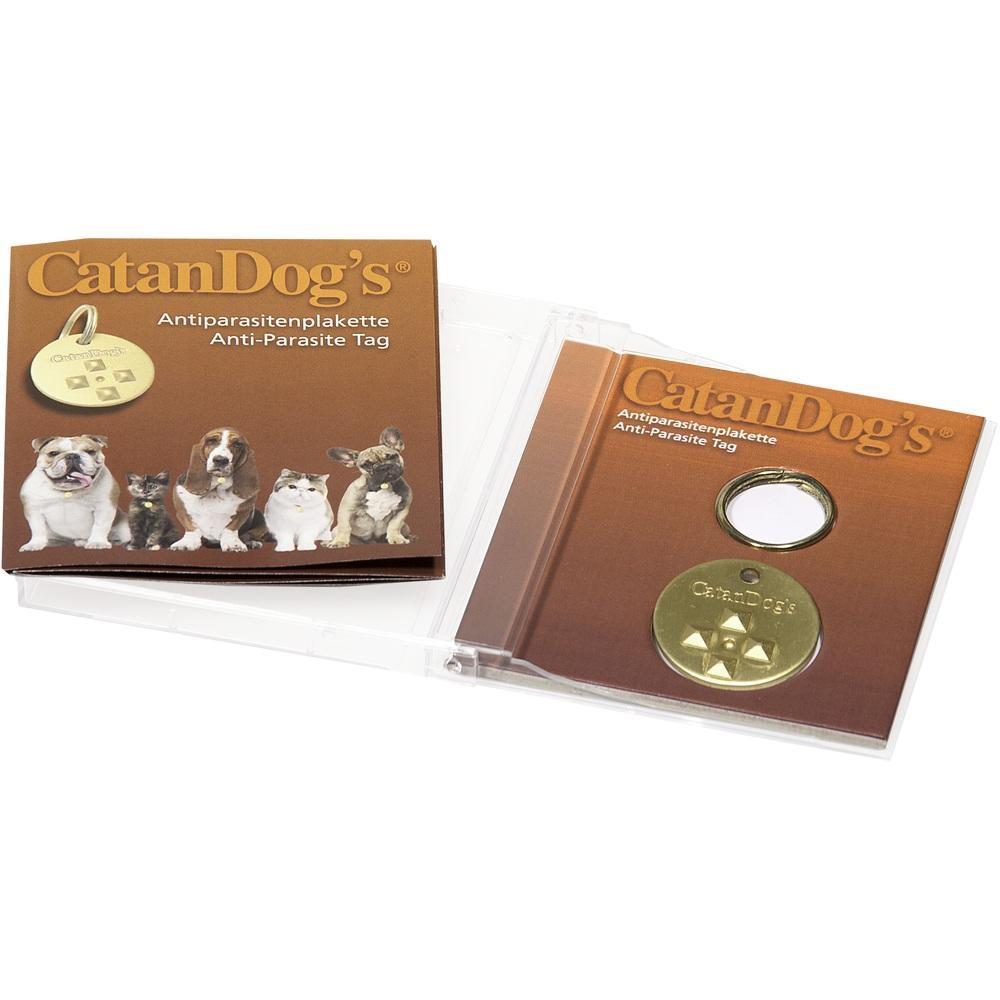 Verpackung einer Anti-Parasiten-Plakette f&uuml;r Haustiere mit goldener Plakette und Tierbildern.