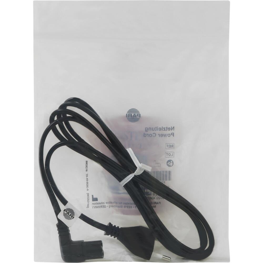 Ein schwarzes Netzkabel liegt in einer durchsichtigen Plastikt&uuml;te.