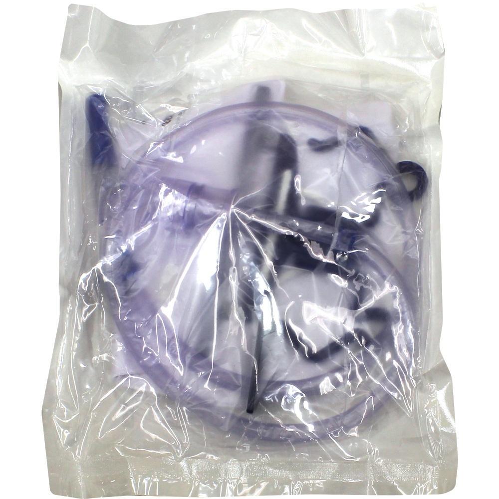 Ein medizinischer Schlauch ist in einer transparenten Plastikt&uuml;te verpackt.