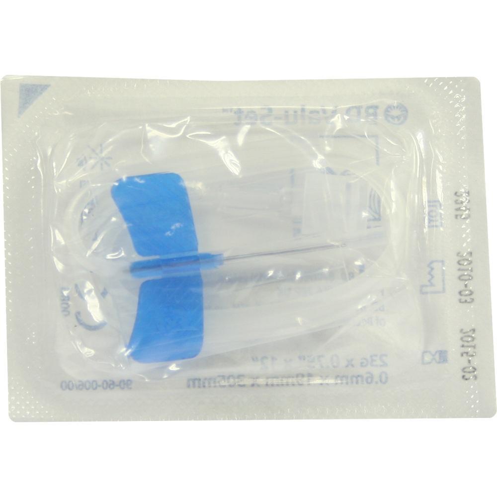 Verpackte medizinische Infusionsnadel mit blauen Flügeln in steriler Folie.