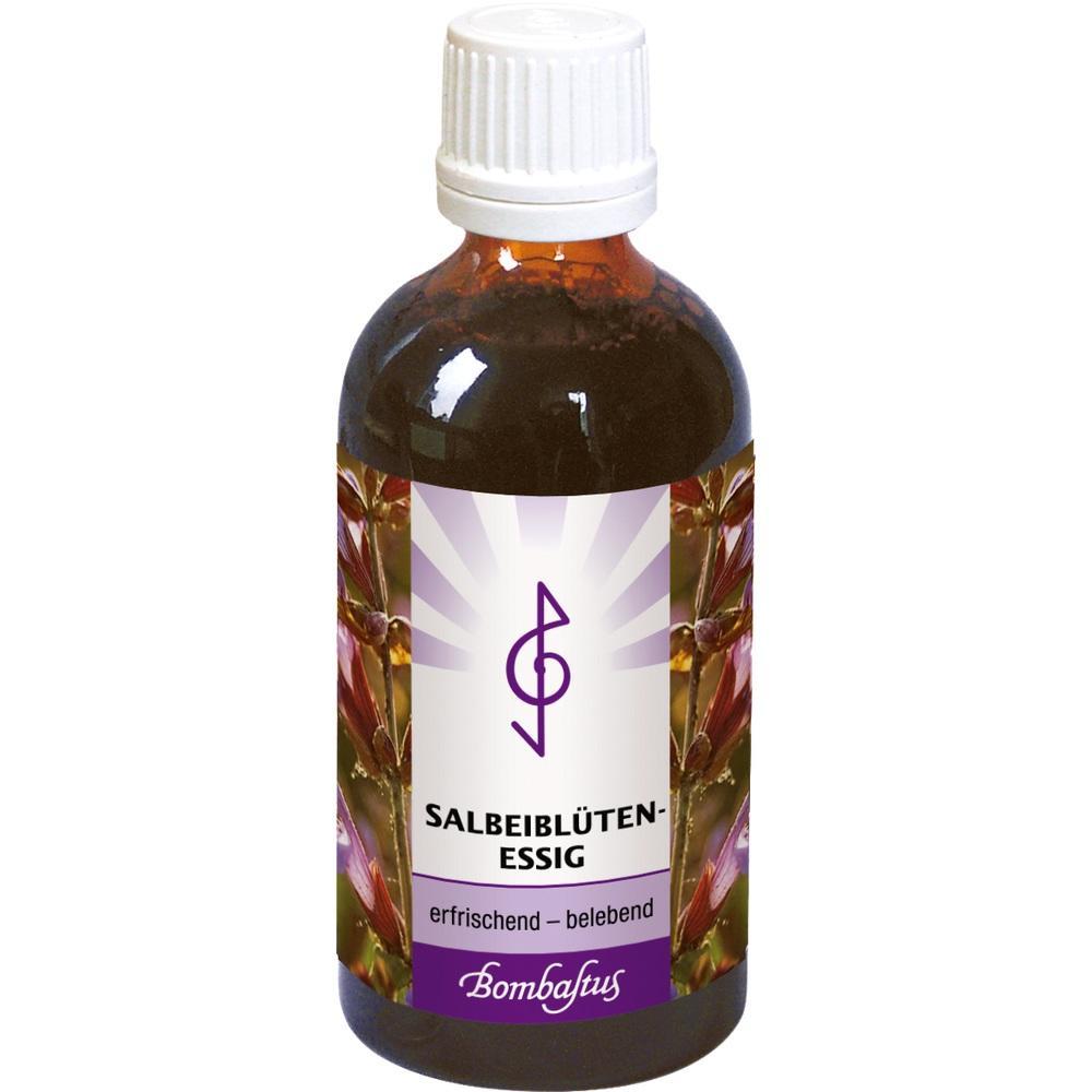 Braune Glasflasche mit weißem Etikett und Deckel, darauf steht „Salbeiblüten-Essig“.