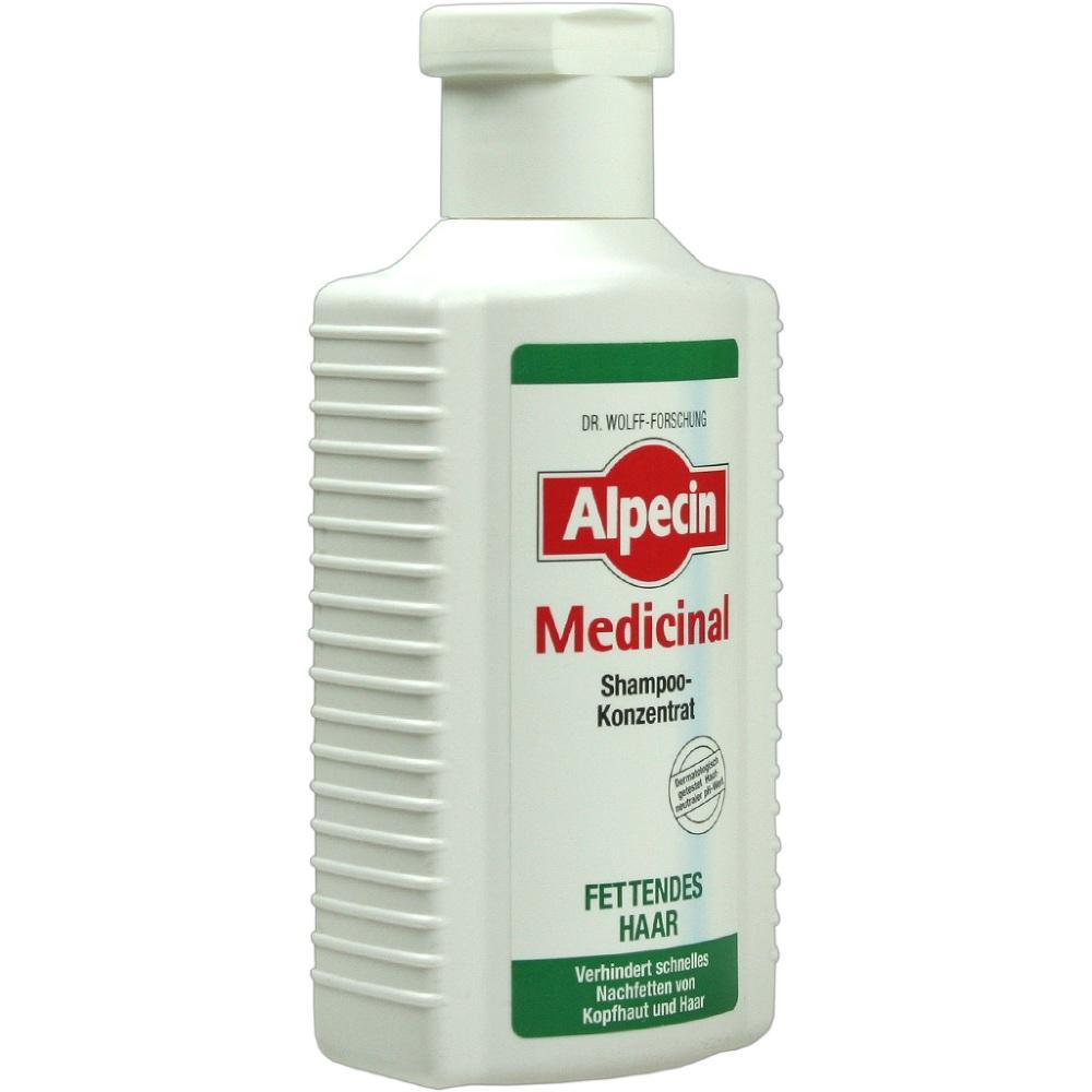 Eine Plastikflasche mit Alpecin Medicinal Shampoo für fettendes Haar.
