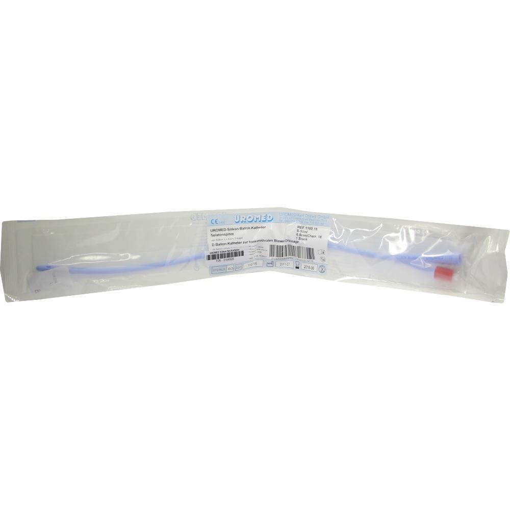 Ein in Plastik verpackter medizinischer Katheter liegt auf weißem Untergrund.