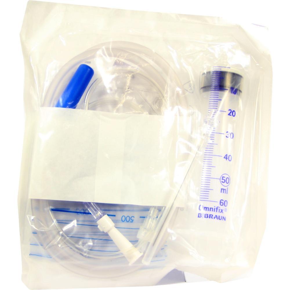 Ein Set aus einer Spritze und Schläuchen in einer durchsichtigen Verpackung.