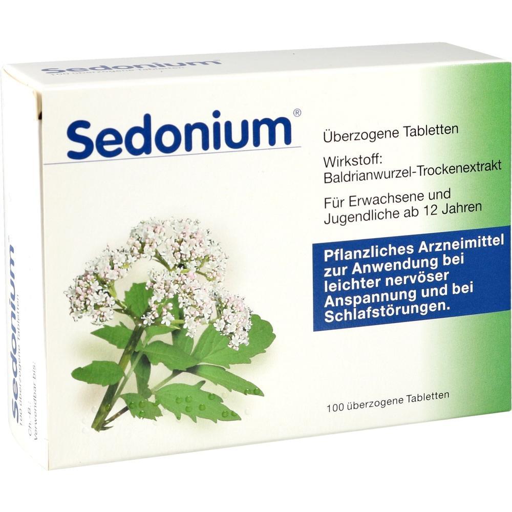 Eine Packung Tabletten mit Baldrian für Entspannung und Schlaf.