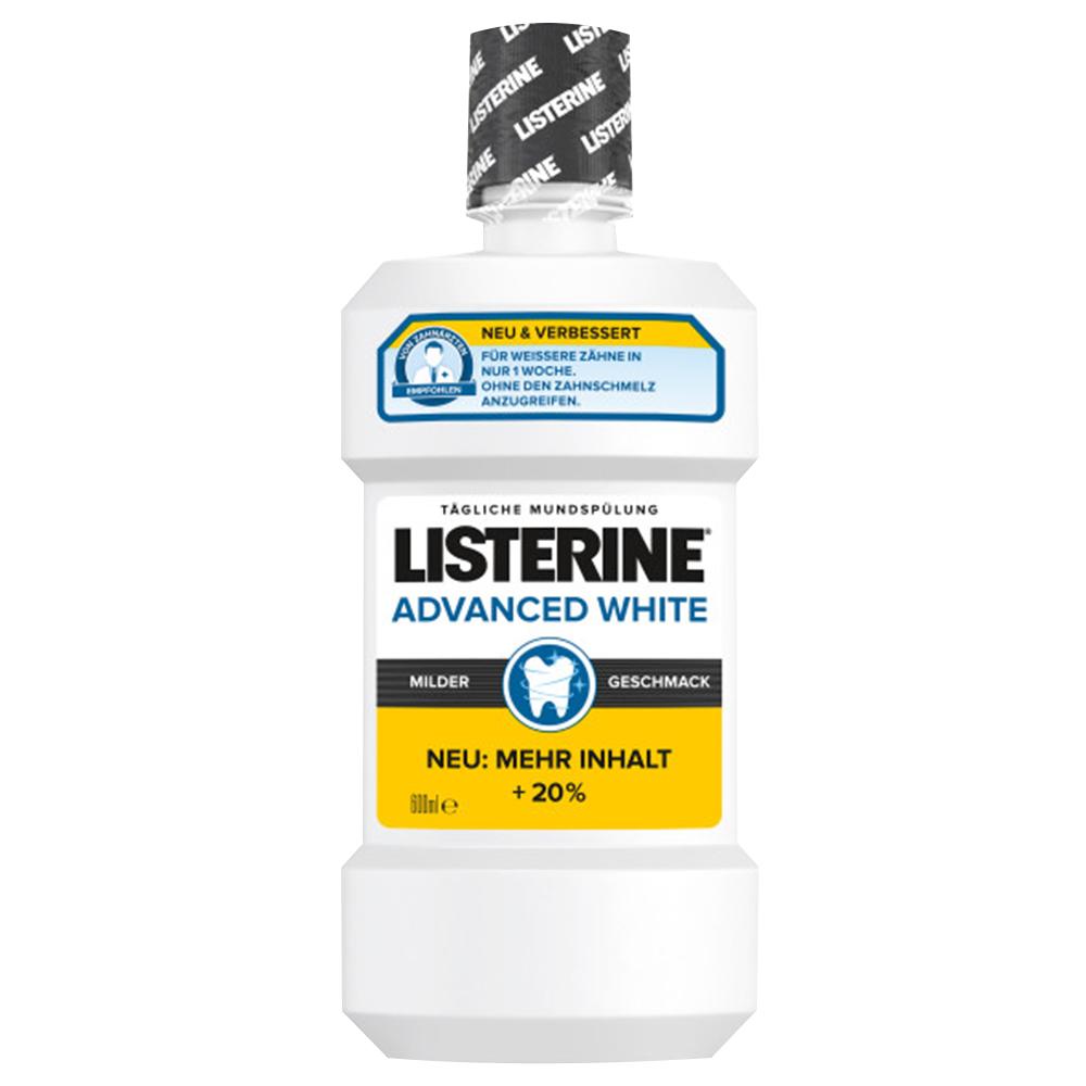 Eine Flasche Listerine Mundspülung mit weißem Etikett und gelben Details.