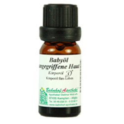 Kleine Flasche mit Babyöl für empfindliche Haut.