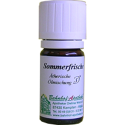 Braunes Fl&auml;schchen mit wei&szlig;em Deckel und der Aufschrift "Sommerfrische &Auml;therische &Ouml;lmischung".